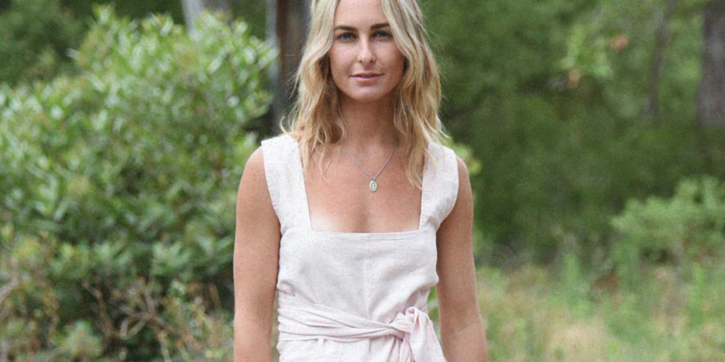 What To Look For When Shopping for Postpartum Clothes