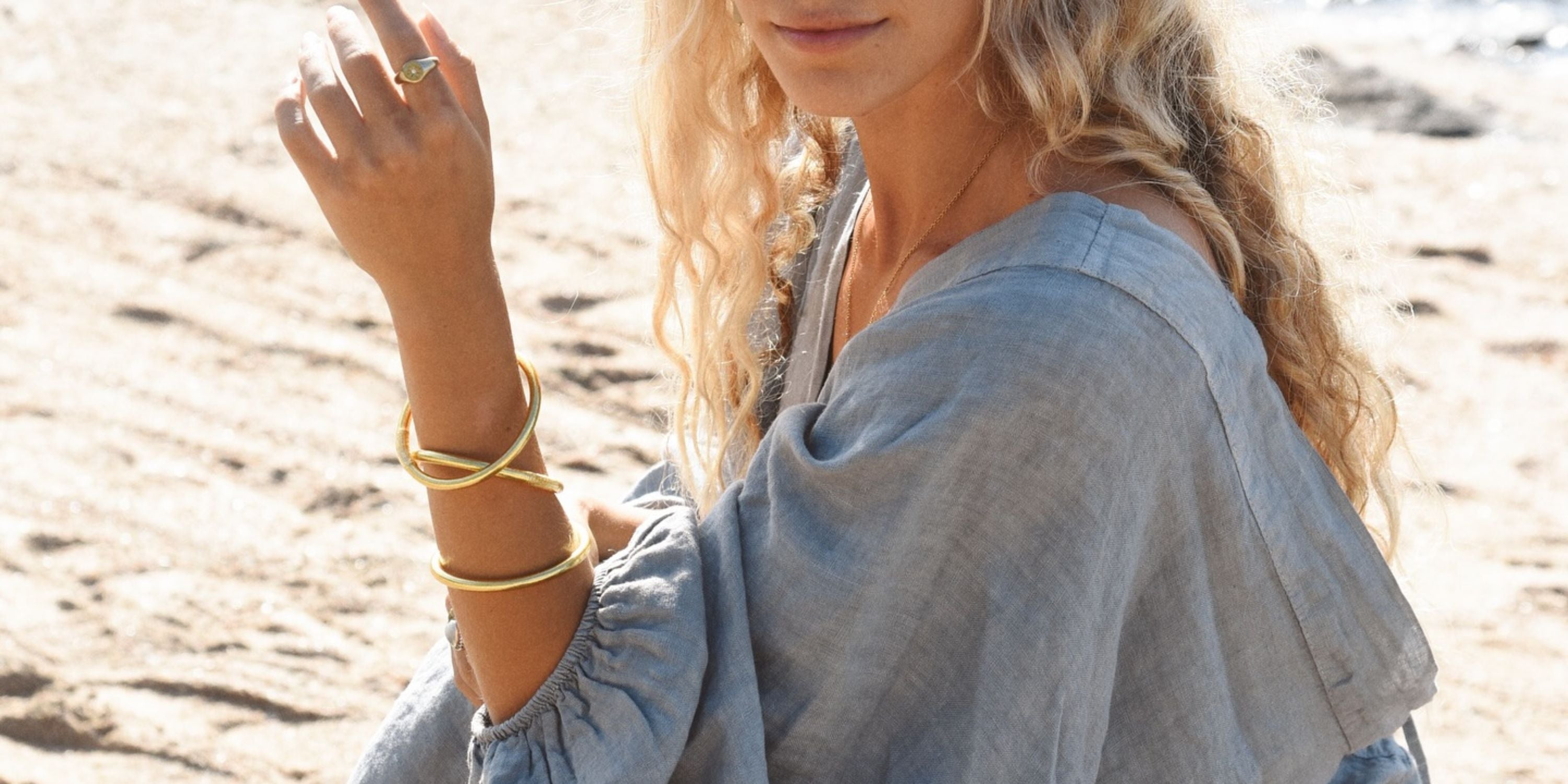 How To Create the Perfect Beach Day Outfit