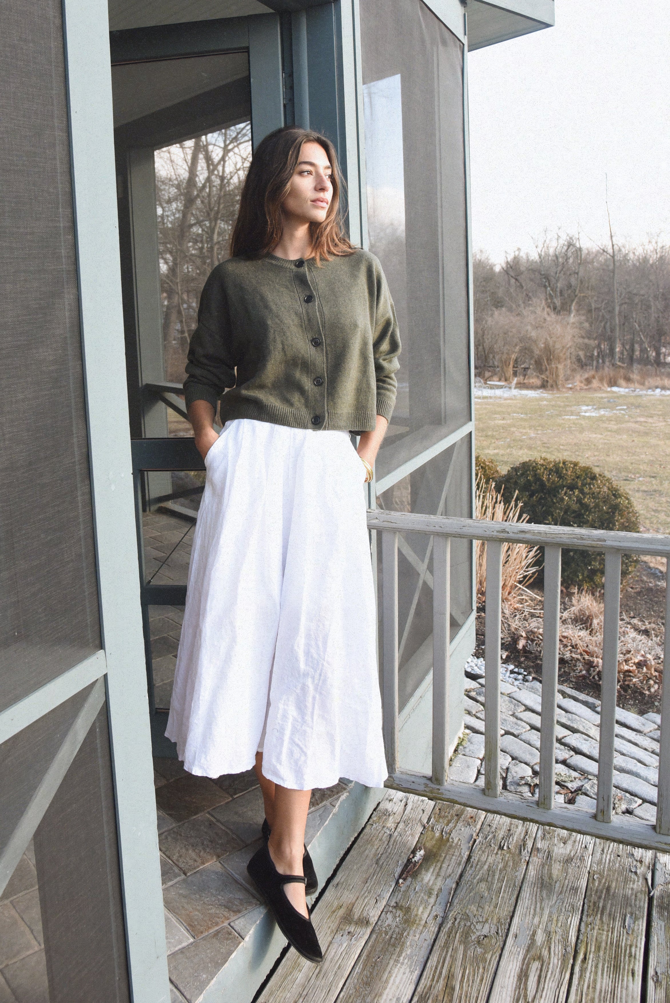 The Cashmere Kaia Cropped Cardigan // Fern