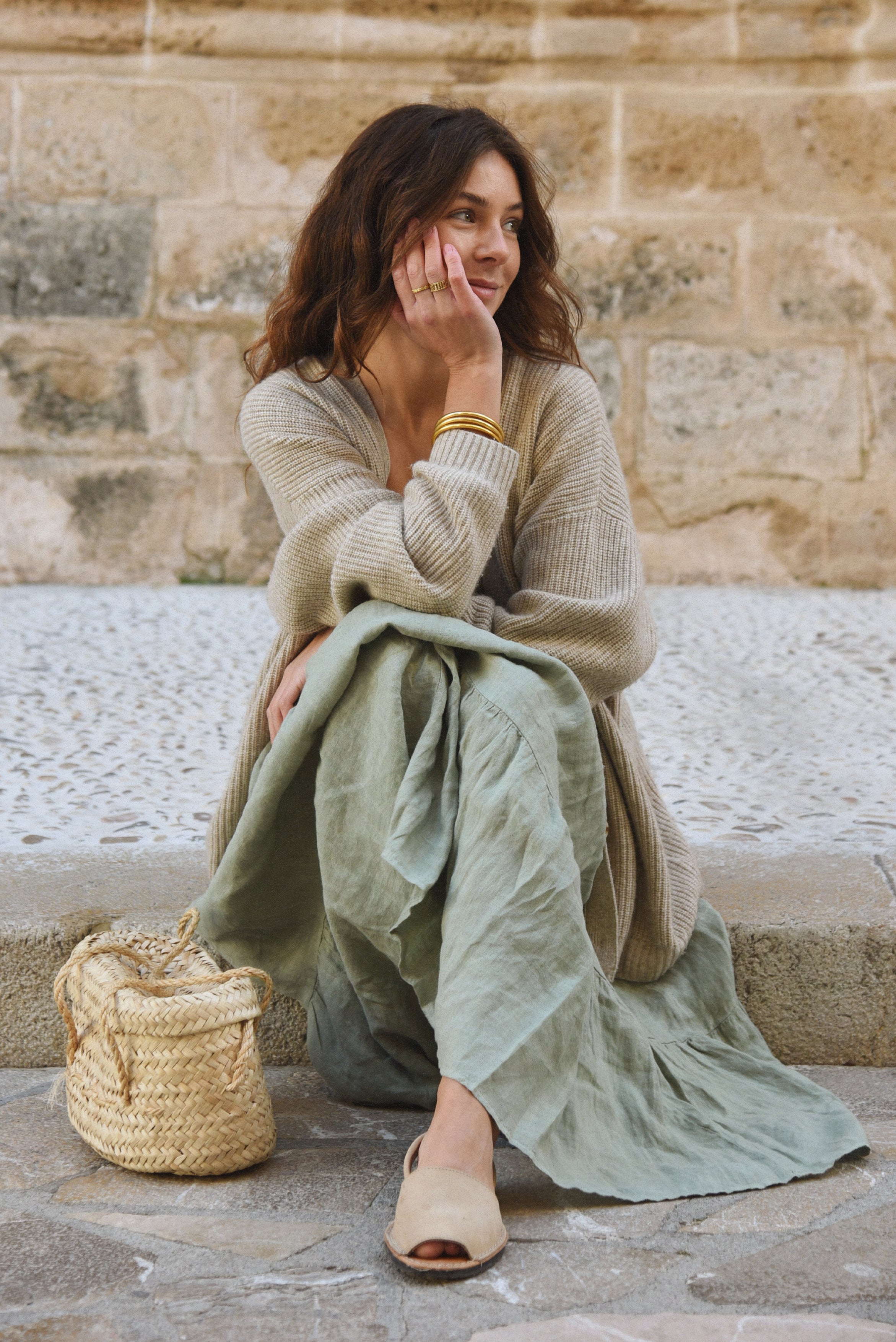 The Cashmere Muma Cardigan // Oatmeal