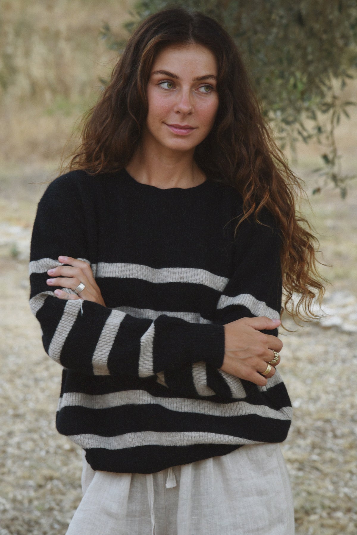The Cashmere Maya Crew Neck // Noir Stripe