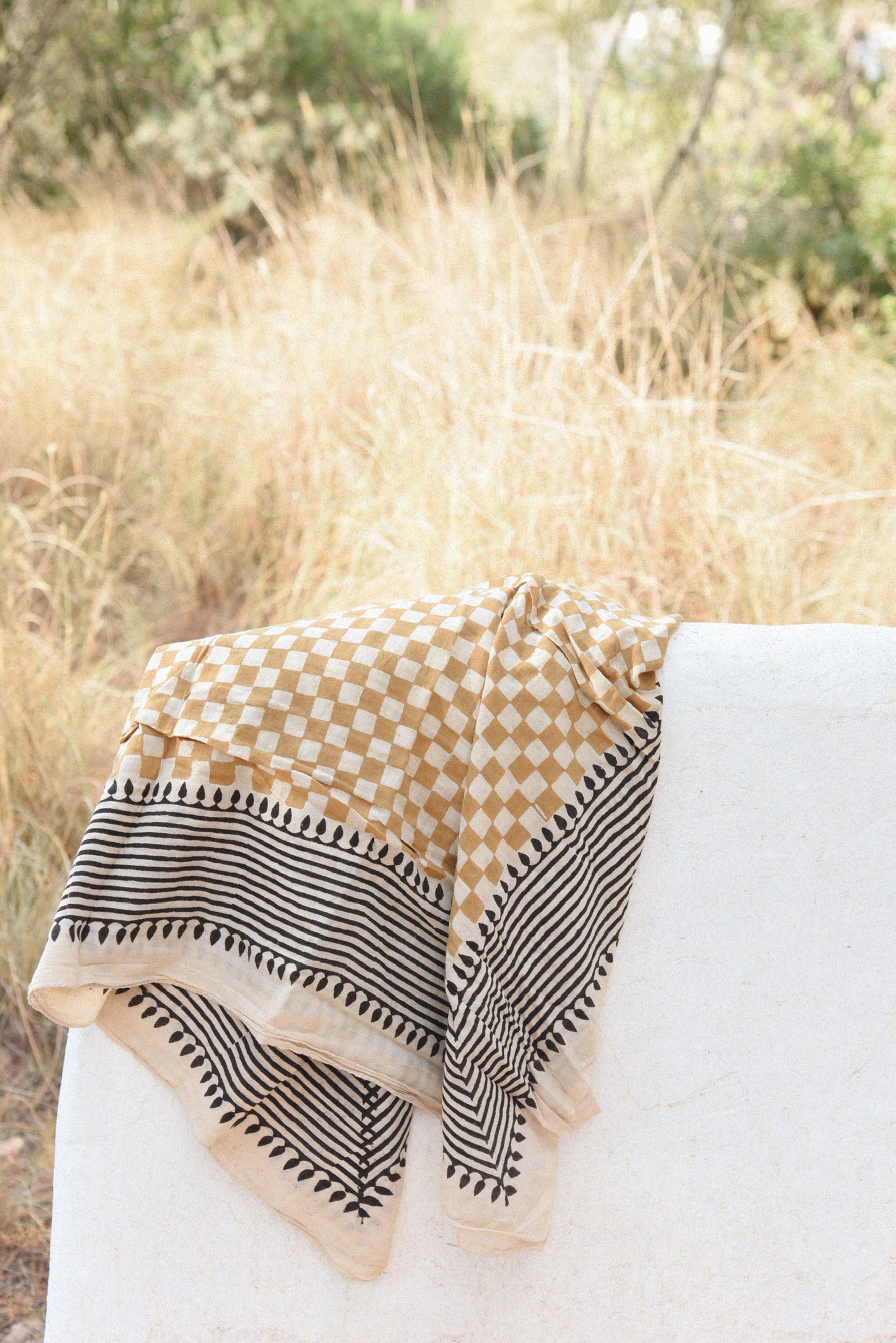 The Pareo // Checkered