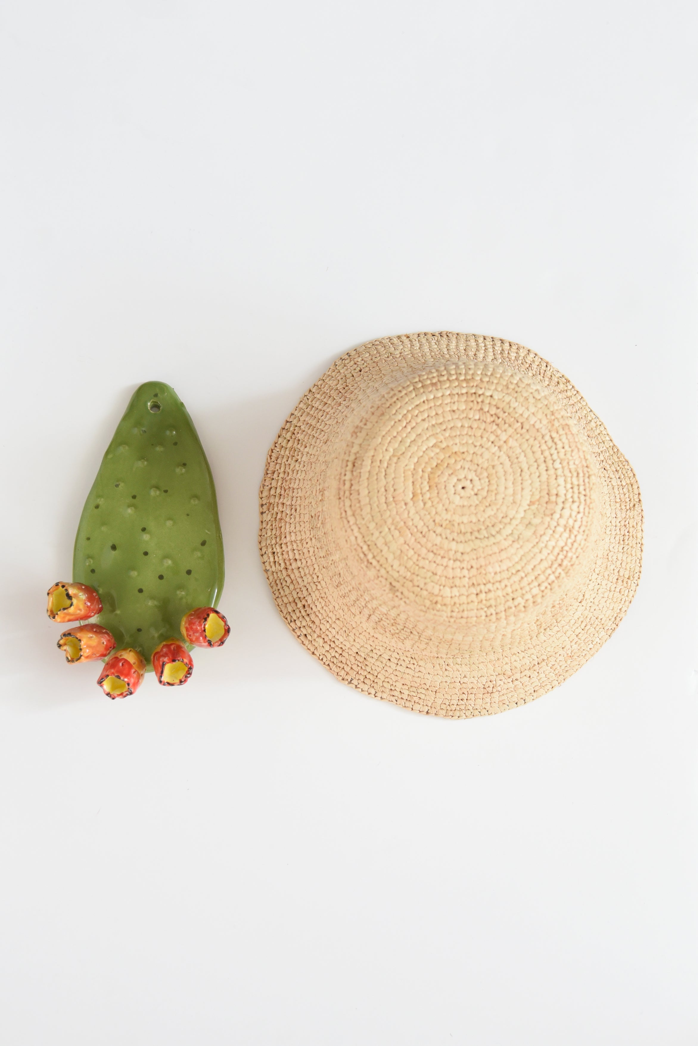 Las Dalias Bucket Hat