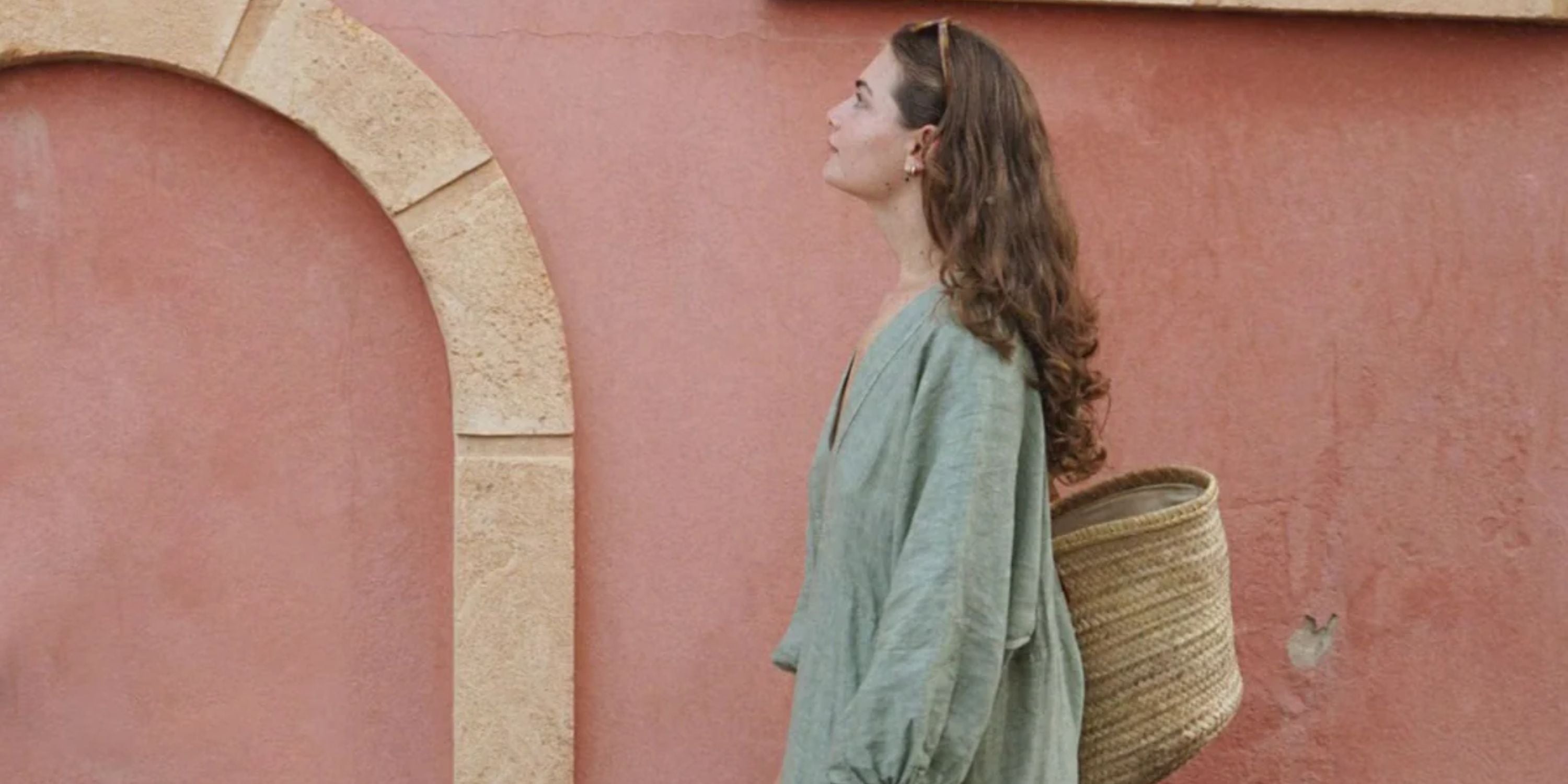 Kaftans: What They Are and Their Benefits