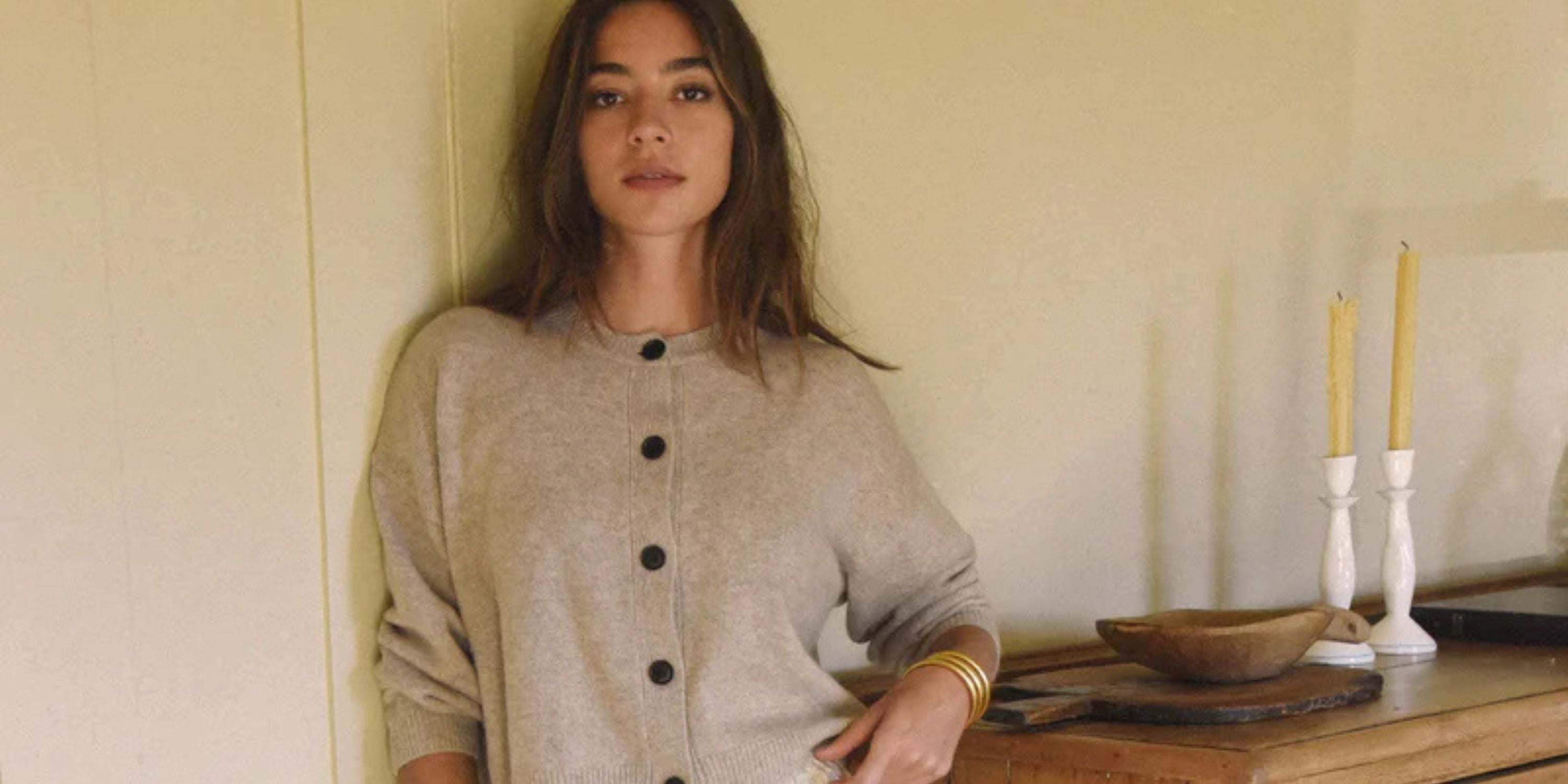 9 Practical Ways To Wear a Sweater in Spring
