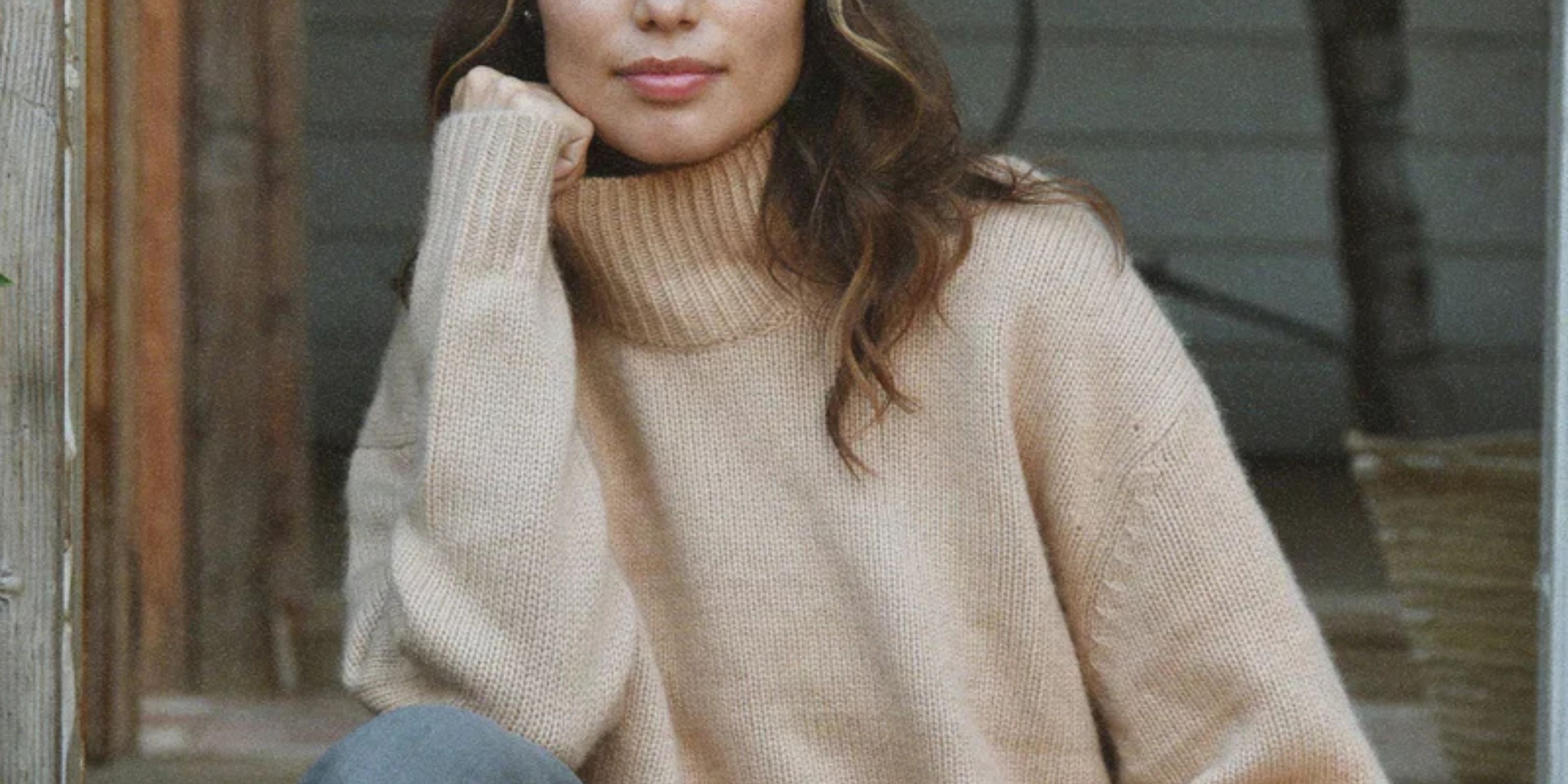 9 Ways to Fashionably Style a Turtleneck Sweater