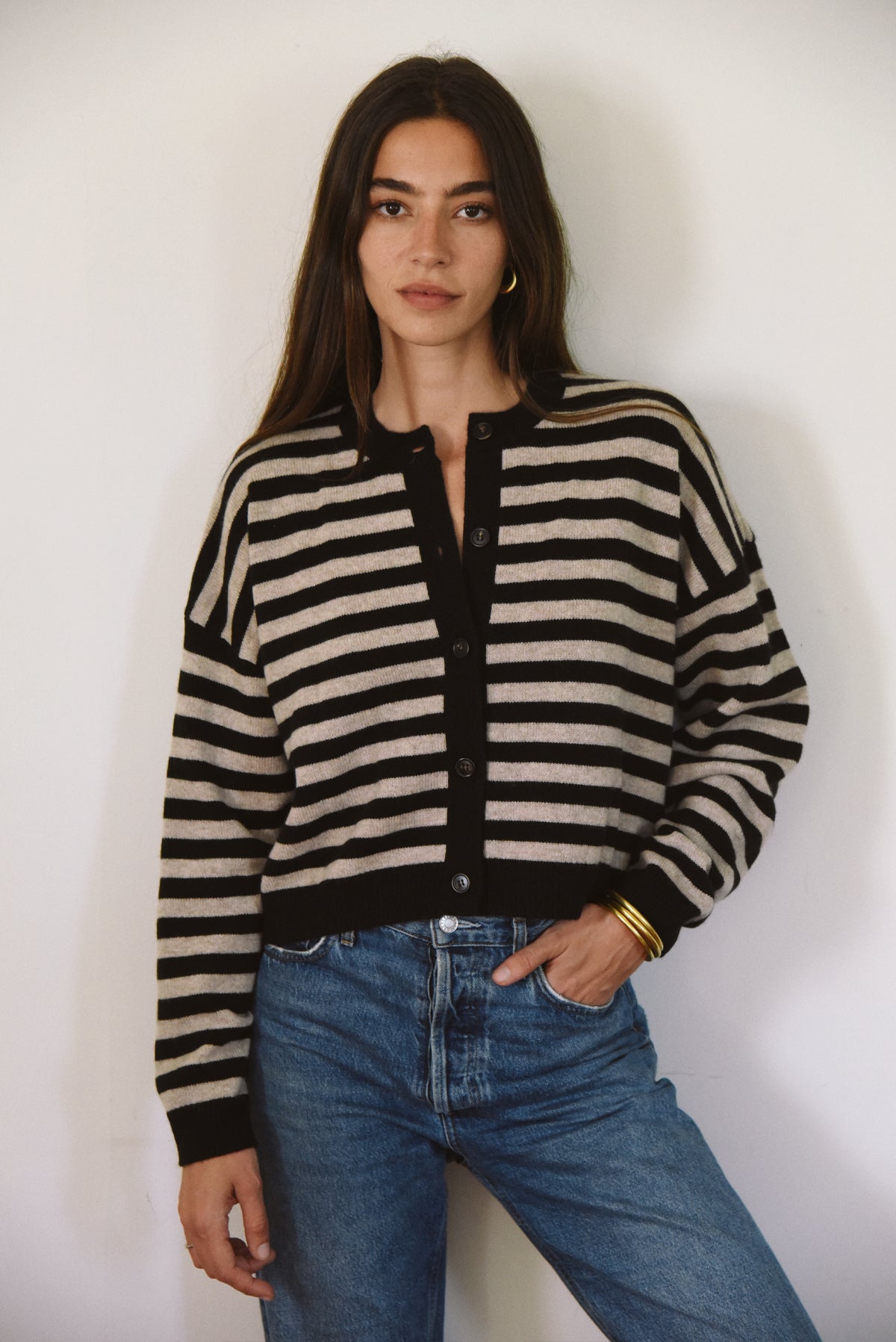 The Cashmere Kaia Cropped Cardigan // Noir Stripe