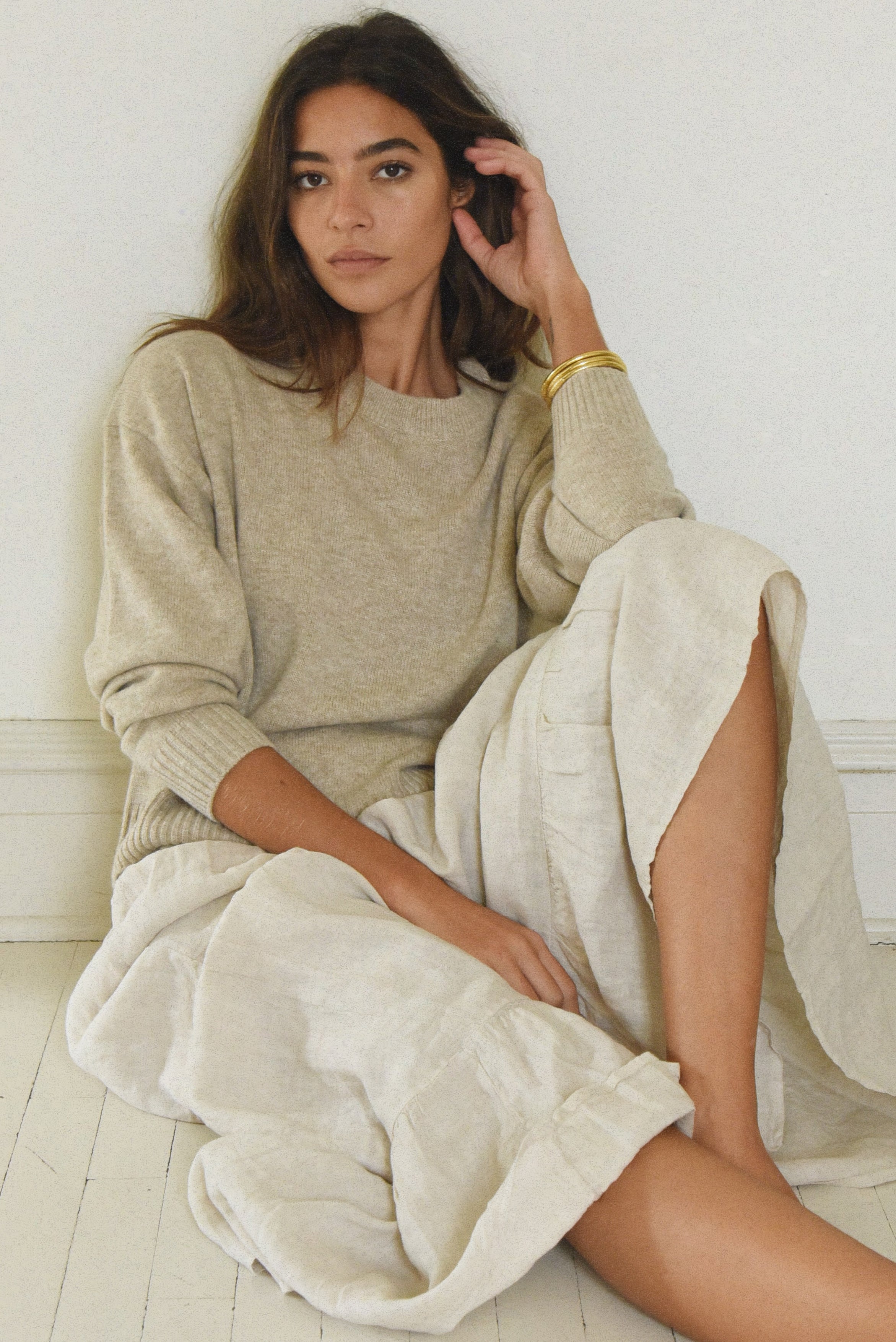 The Cashmere Malaya Crew Neck // Sand