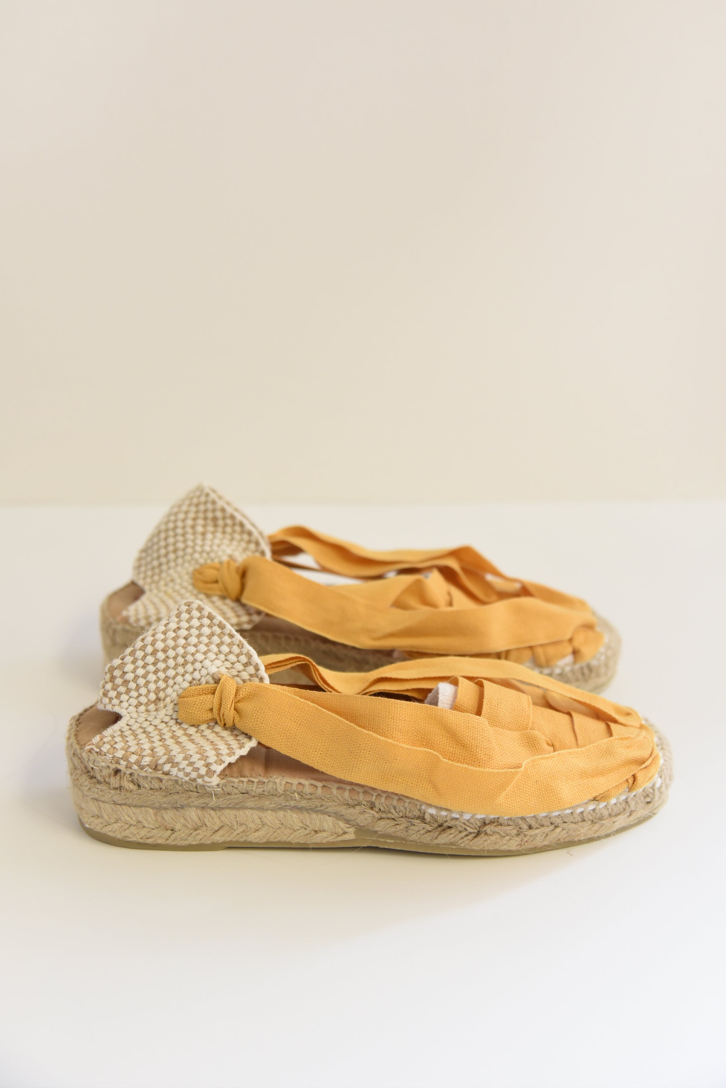 The Guapa Espadrilles // Sunflower